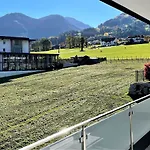 H21 - Modernes 145qm, 4sz, Wellnessbereich Mit Sauna Und Dachterrasse Mit Panoramablick, Kühlen Und Heizen Mit Geothermie * Fügen