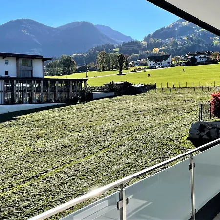 H21 - Modernes 145qm, 4sz, Wellnessbereich Mit Sauna Und Dachterrasse Mit Panoramablick, Kühlen Und Heizen Mit Geothermie * Fügen