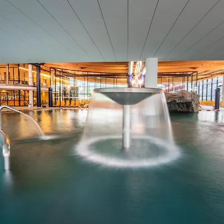 H21 - Modernes 145qm, 4sz, Wellnessbereich Mit Sauna Und Dachterrasse Mit Panoramablick, Kuehlen Und Heizen Mit Geothermie Fügen