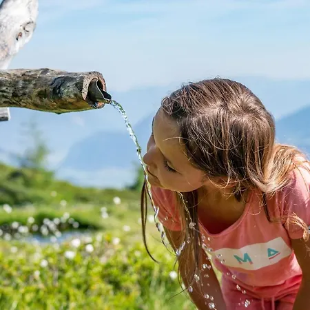 H21 - Modernes 145qm, 4sz, Wellnessbereich Mit Sauna Und Dachterrasse Mit Panoramablick, Kuehlen Und Heizen Mit Geothermie Feriehus