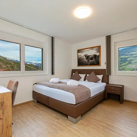 H21 - Modernes 145qm, 4sz, Wellnessbereich Mit Sauna Und Dachterrasse Mit Panoramablick, Kuehlen Und Heizen Mit Geothermie Будинок відпочинку