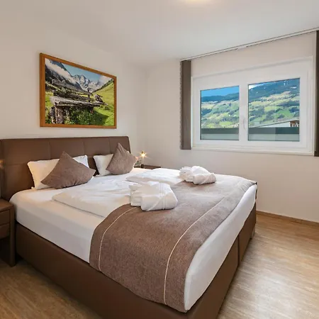 H21 - Modernes 145qm, 4sz, Wellnessbereich Mit Sauna Und Dachterrasse Mit Panoramablick, Kuehlen Und Heizen Mit Geothermie Сasa de vacaciones Fügen